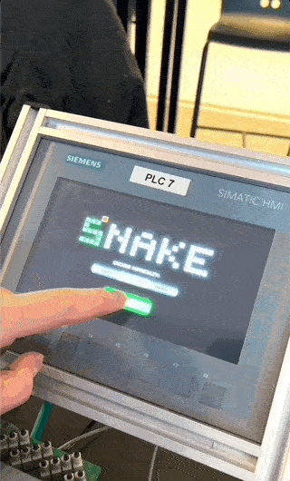 Animated GIF Snake Game PLC